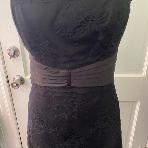 White House/Black Market Black Strapless Lined Cocktail Dress Size 2 - Picture 4 of 8